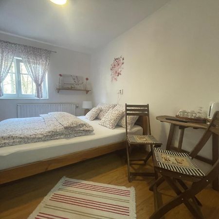 Pension Soutesky Hrensko Bagian luar foto