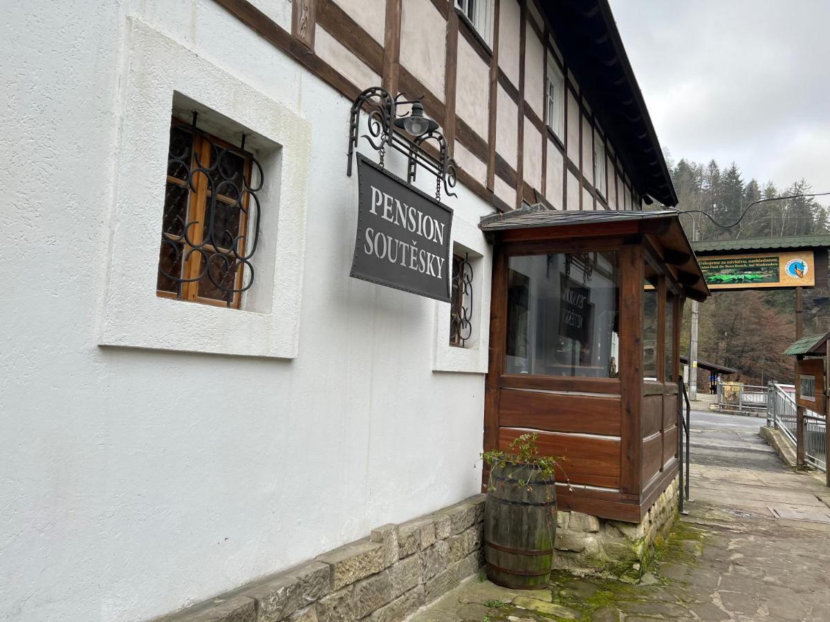 Pension Soutesky Hrensko Bagian luar foto